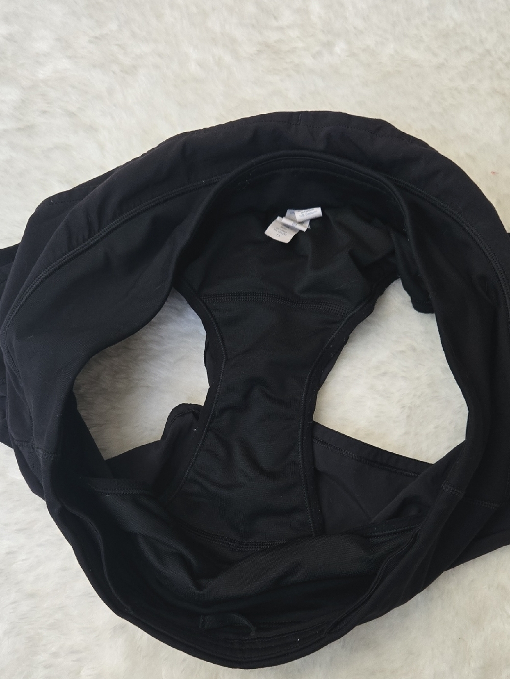Lululemon Black Speed Shorts, Womens Size 6 - Picture 9 of 11